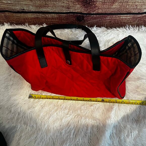 Authentic Burberry Red Quilted Nova Check Tote 15x11x5 Made in Italy Handbag - Picture 10 of 10